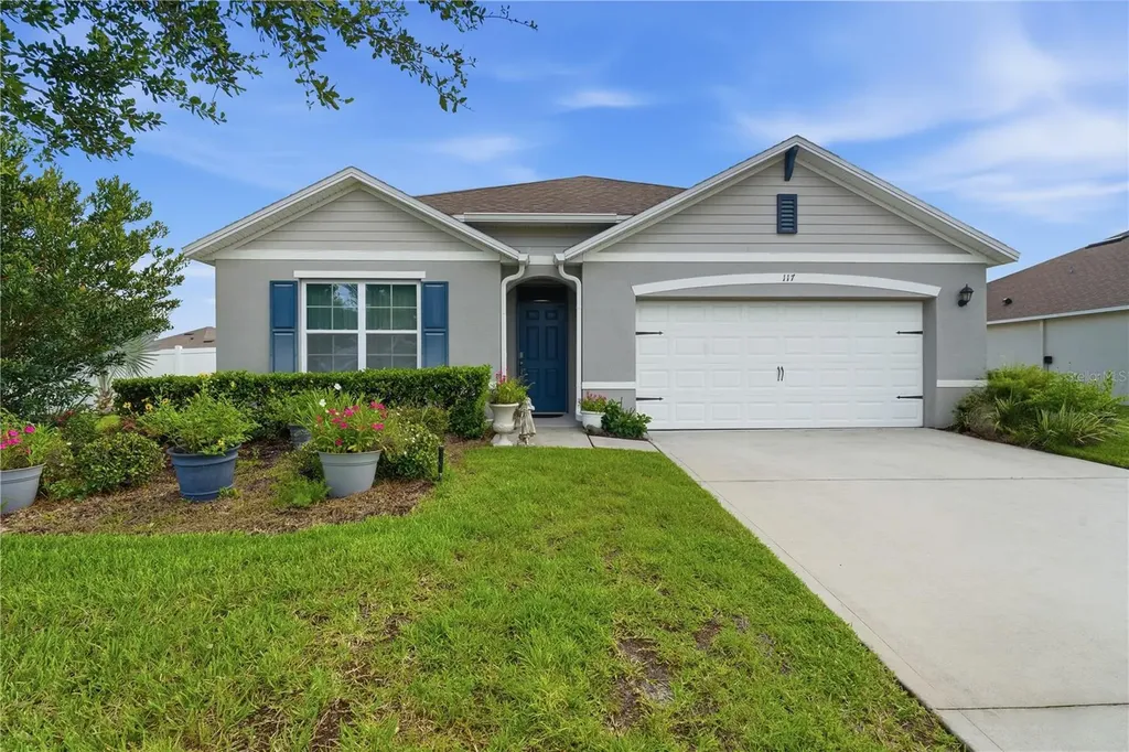 117 Rip Cord Lane Deland FL 32724
