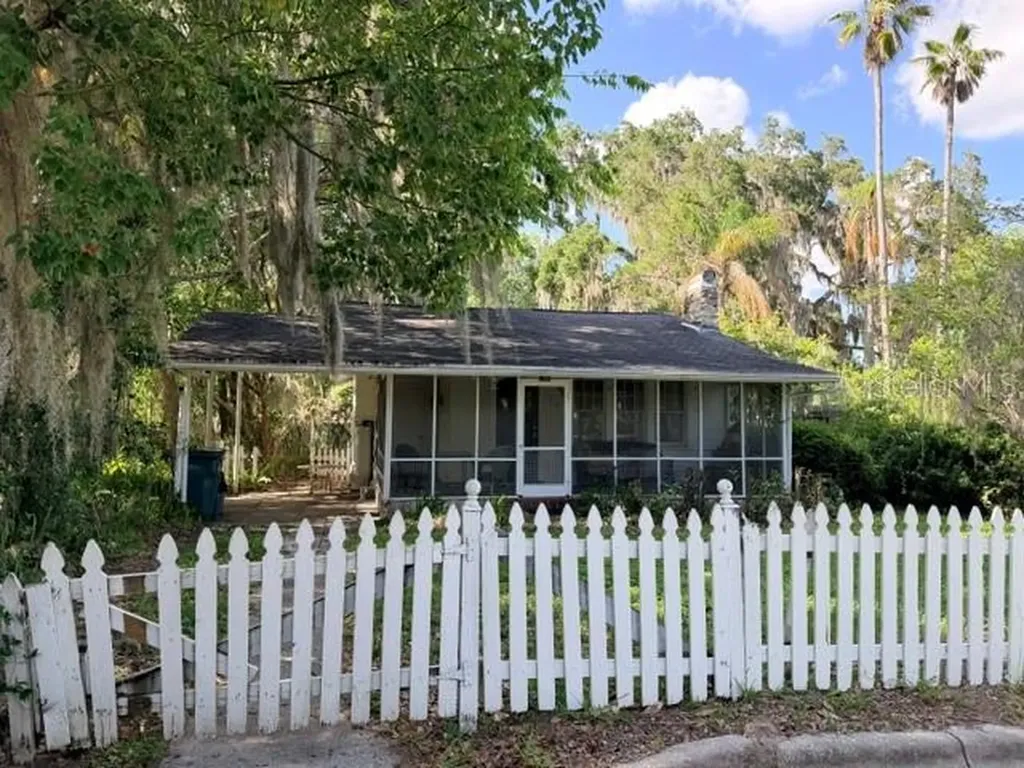 1255 SE Silver Springs Place Ocala FL 34471