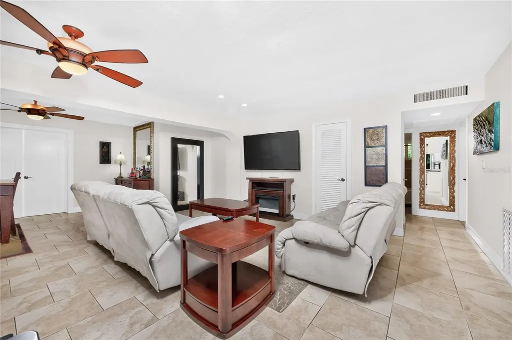 103 Rodgers Avenue NE Port Charlotte FL 33952