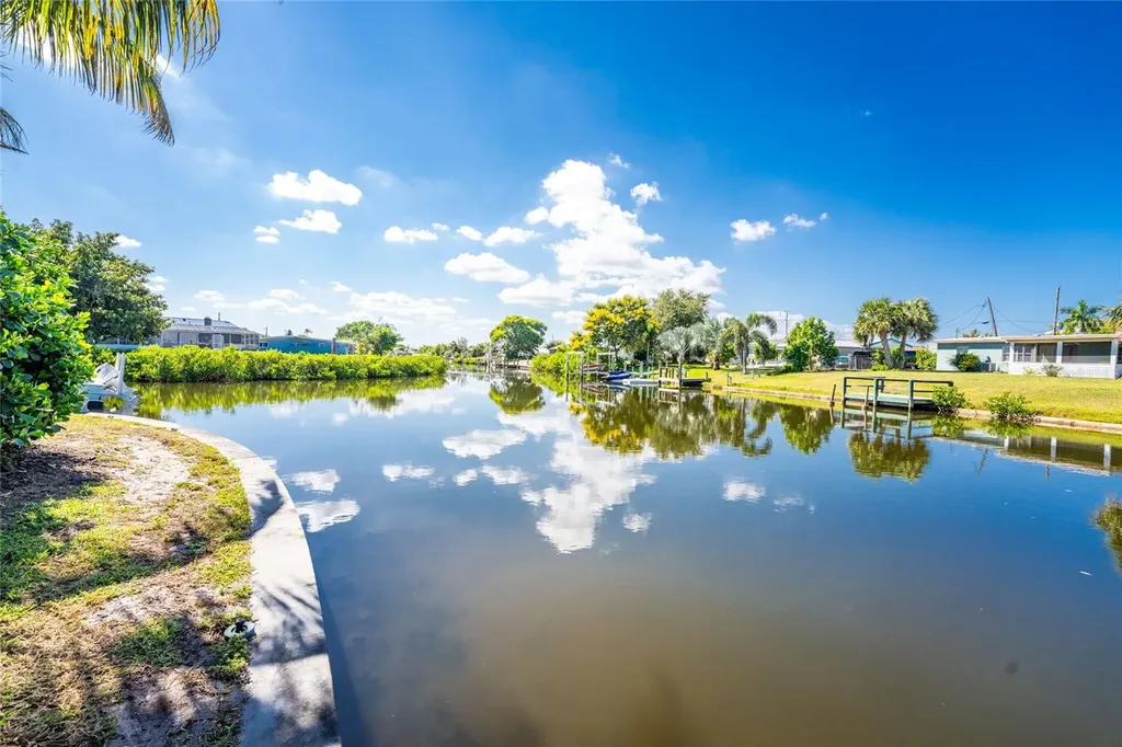 103 Rodgers Avenue NE Port Charlotte FL 33952