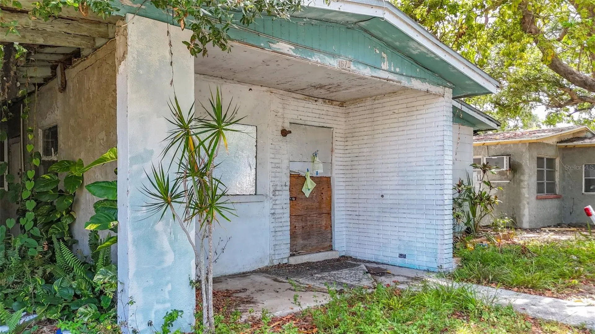 1679 24th Street Sarasota FL 34234