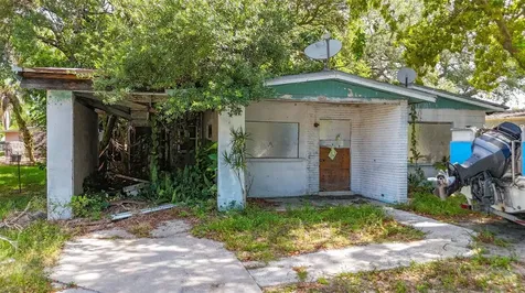 1679 24th Street Sarasota FL 34234