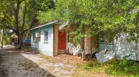 1679 24th Street Sarasota FL 34234
