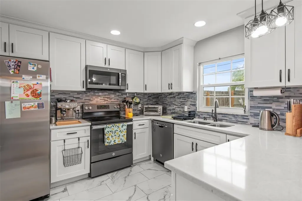 7591 121st Terrace Largo FL 33773