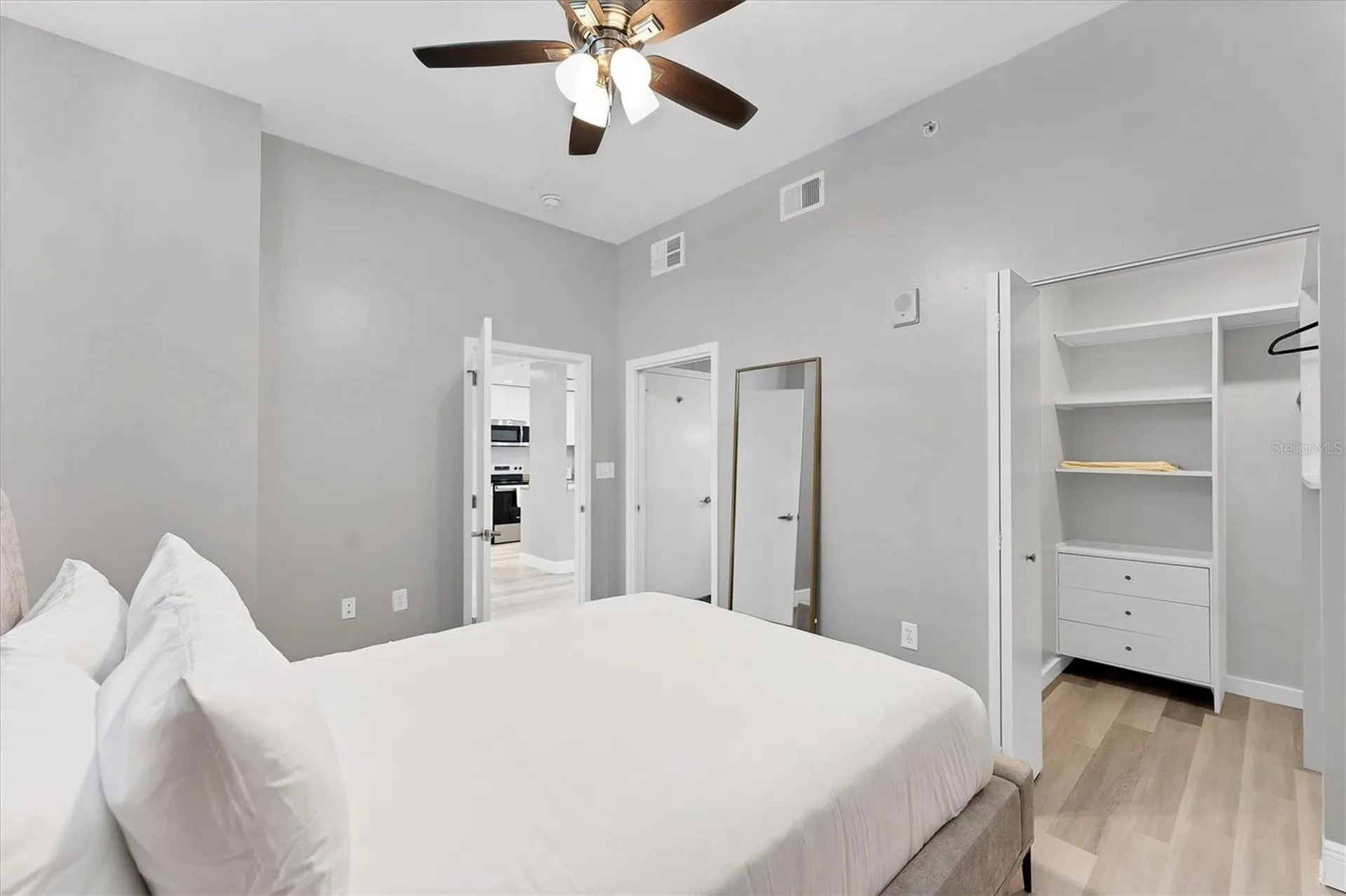 525 E Jackson Street Orlando FL 32801