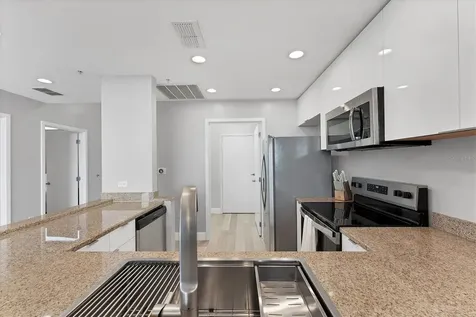 525 E Jackson Street Orlando FL 32801
