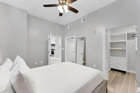 525 E Jackson Street Orlando FL 32801