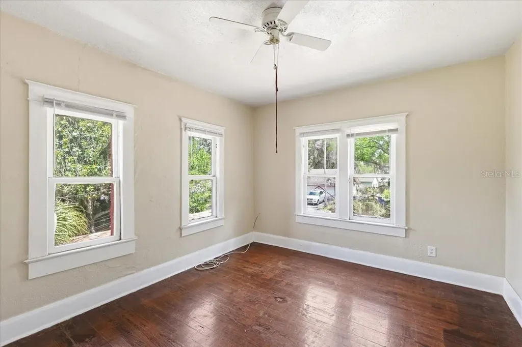 1049 Monroe Street Lakeland FL 33801