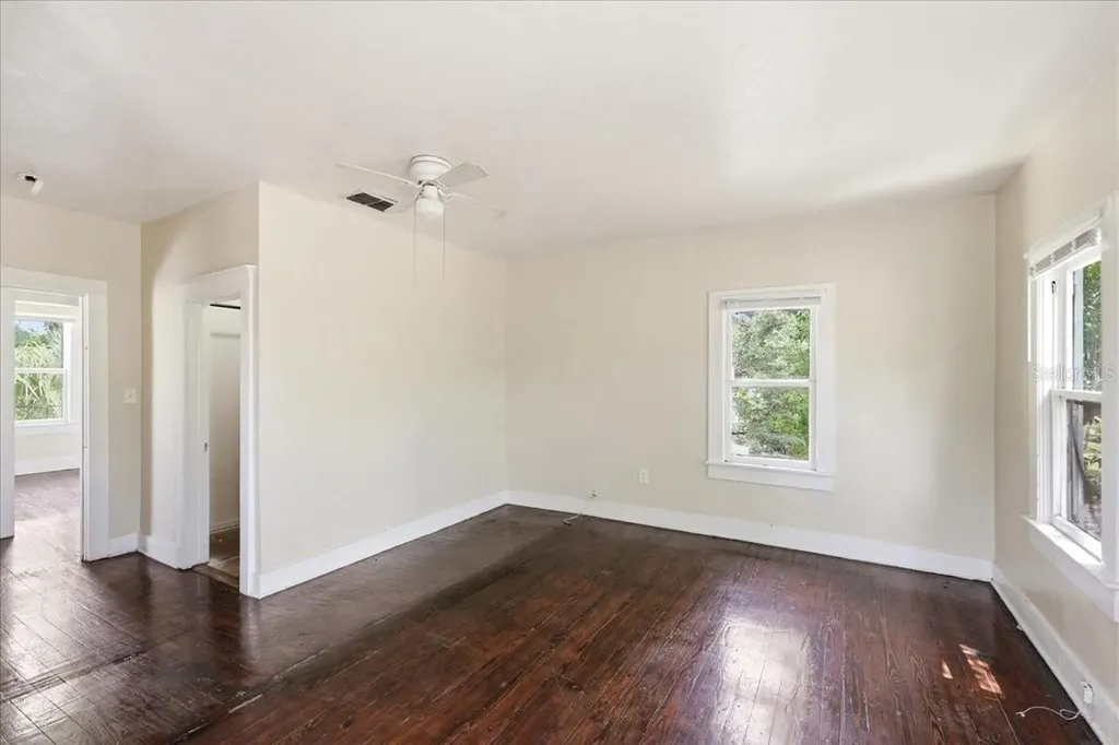 1049 Monroe Street Lakeland FL 33801