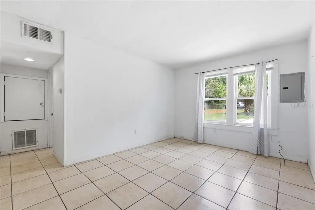1049 Monroe Street Lakeland FL 33801