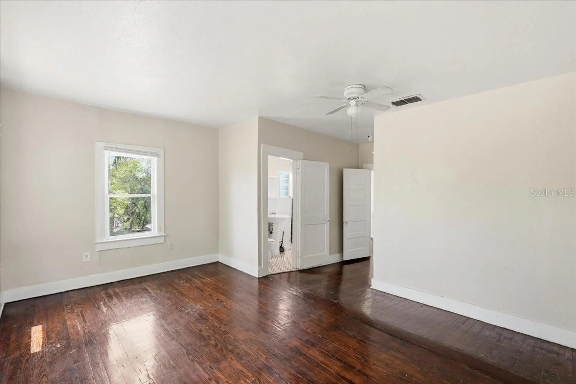 1049 Monroe Street Lakeland FL 33801
