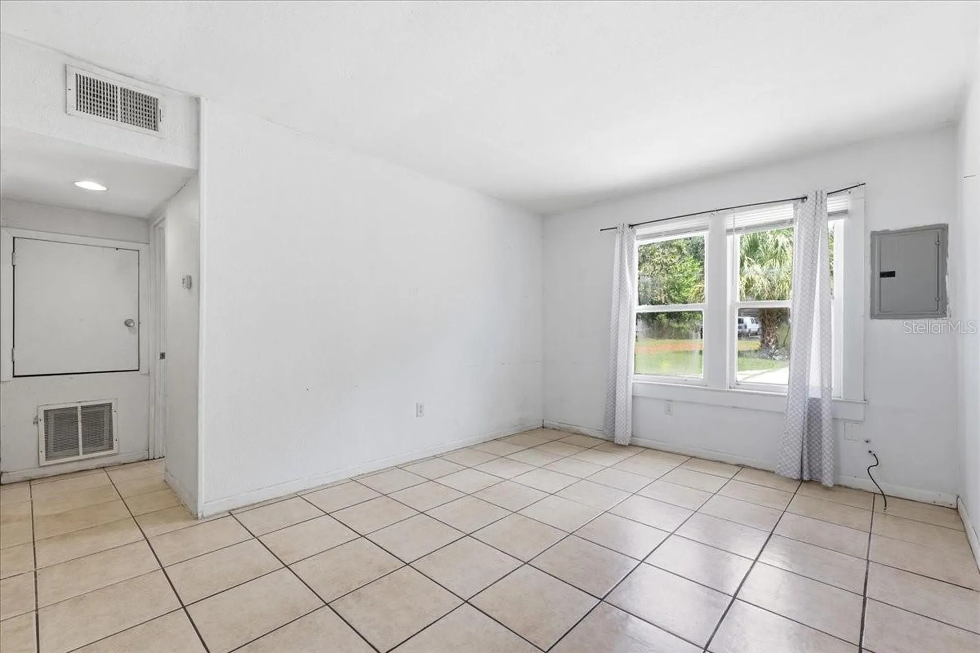 1049 Monroe Street Lakeland FL 33801