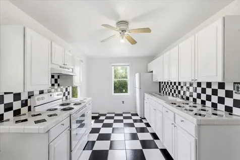 1049 Monroe Street Lakeland FL 33801