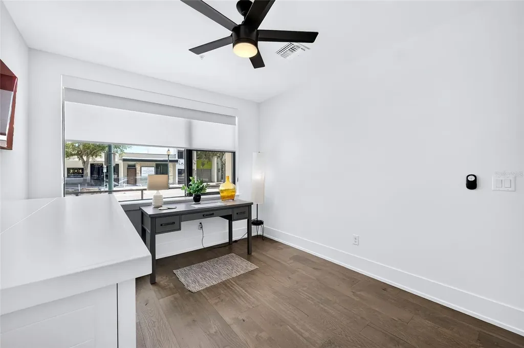 2187 Main Street Sarasota FL 34237