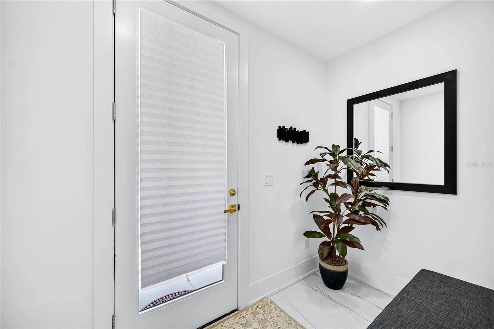 2187 Main Street Sarasota FL 34237