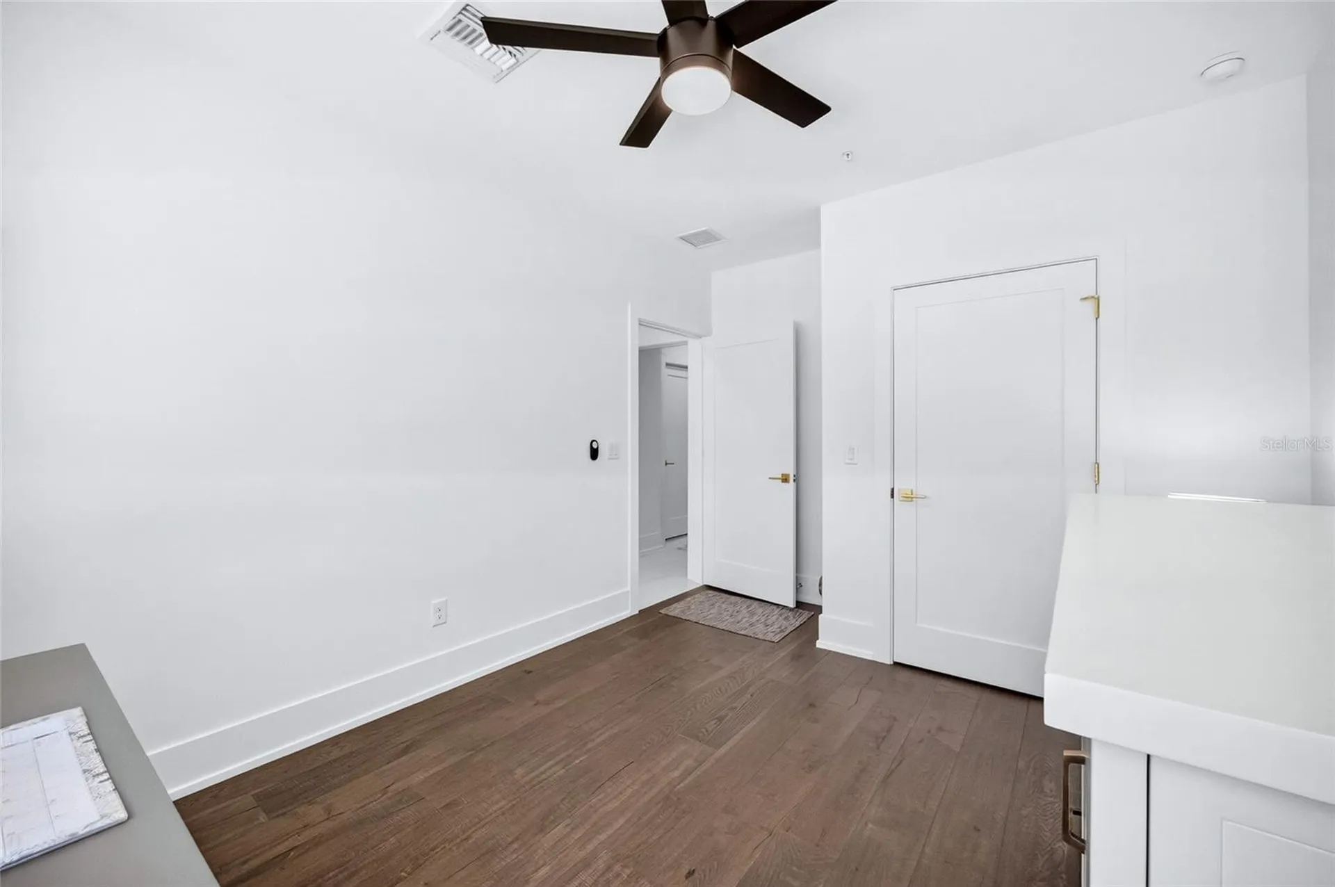 2187 Main Street Sarasota FL 34237