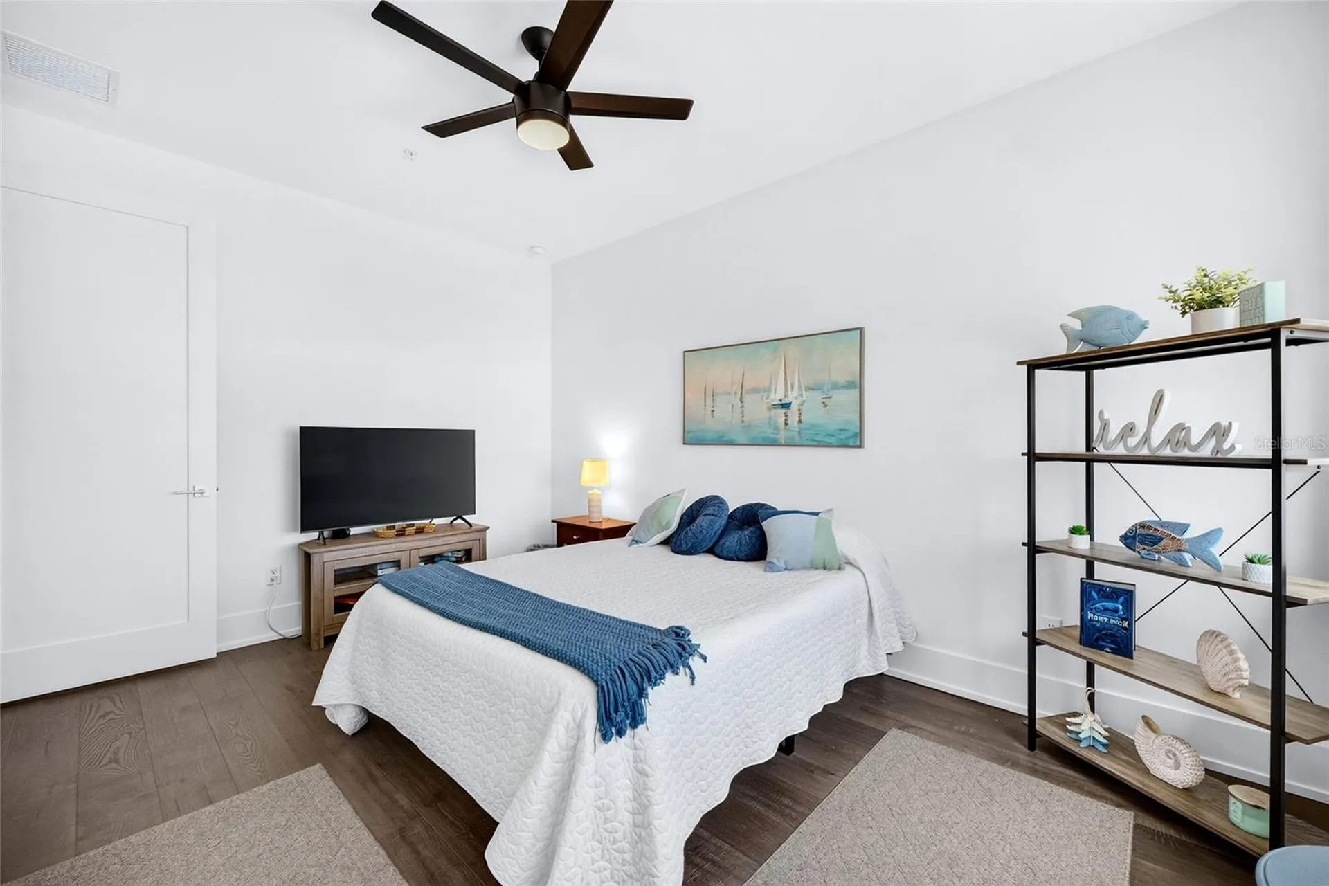 2187 Main Street Sarasota FL 34237