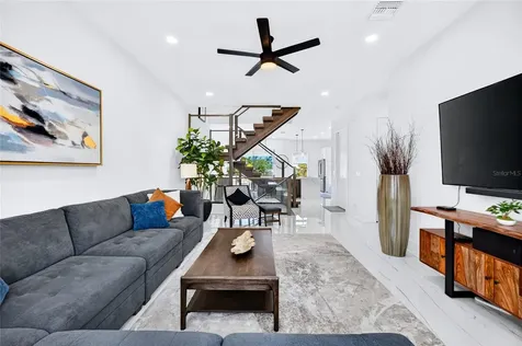 2187 Main Street Sarasota FL 34237