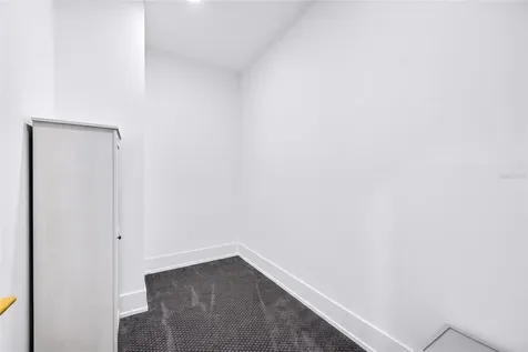 2187 Main Street Sarasota FL 34237