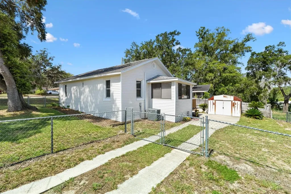 2000 South Street Leesburg FL 34748