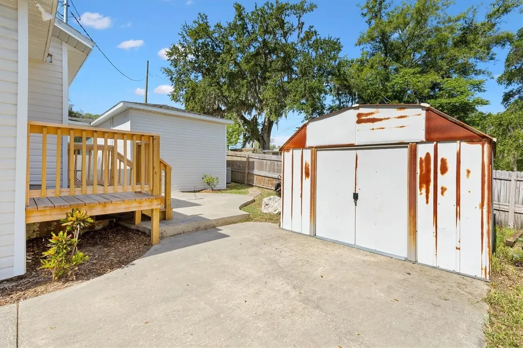 2000 South Street Leesburg FL 34748