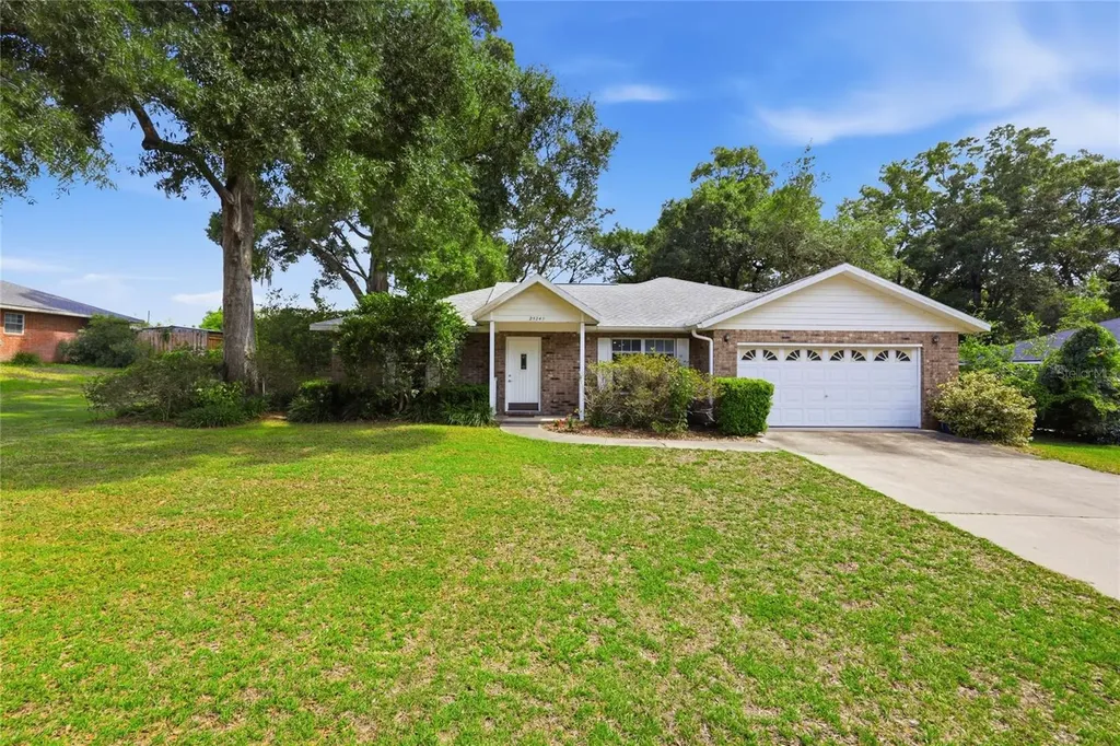 25249 SW 18th Avenue Newberry FL 32669