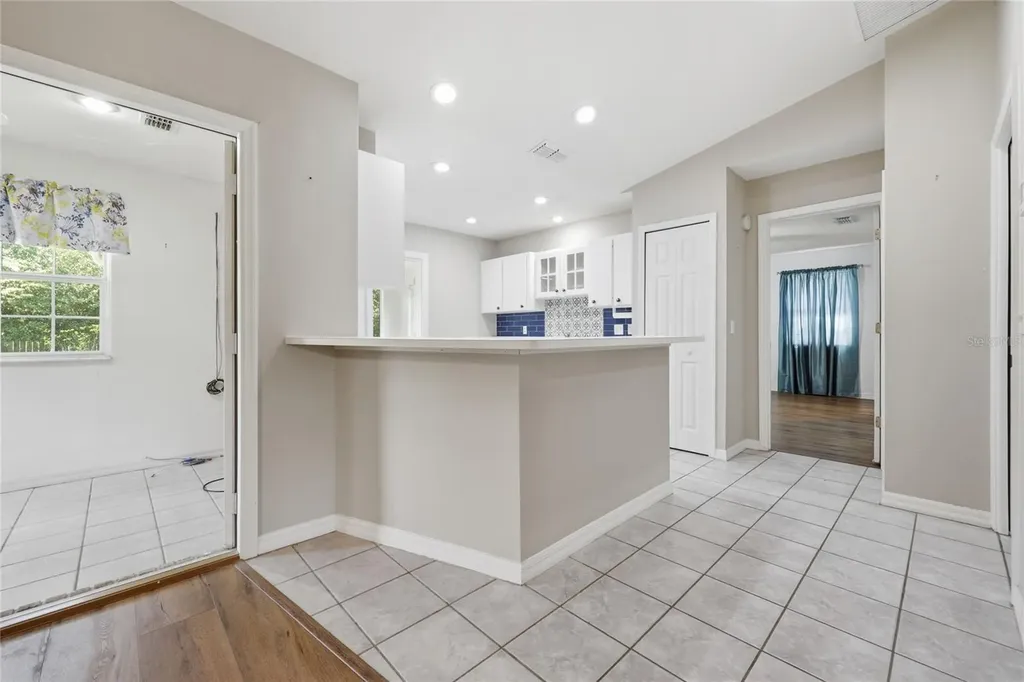 25249 SW 18th Avenue Newberry FL 32669
