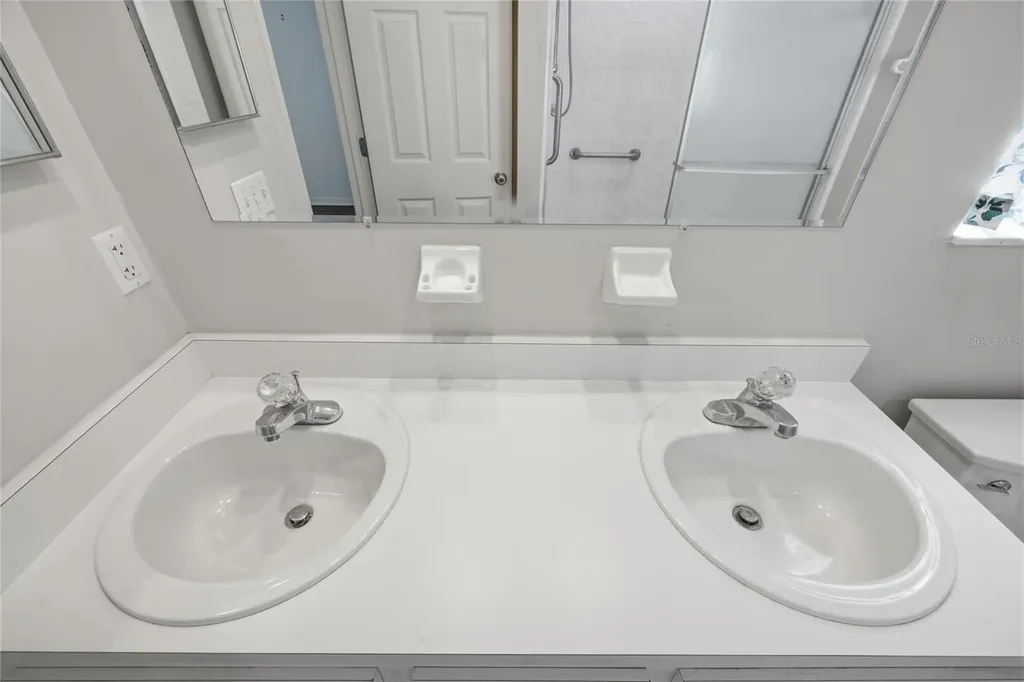 25249 SW 18th Avenue Newberry FL 32669