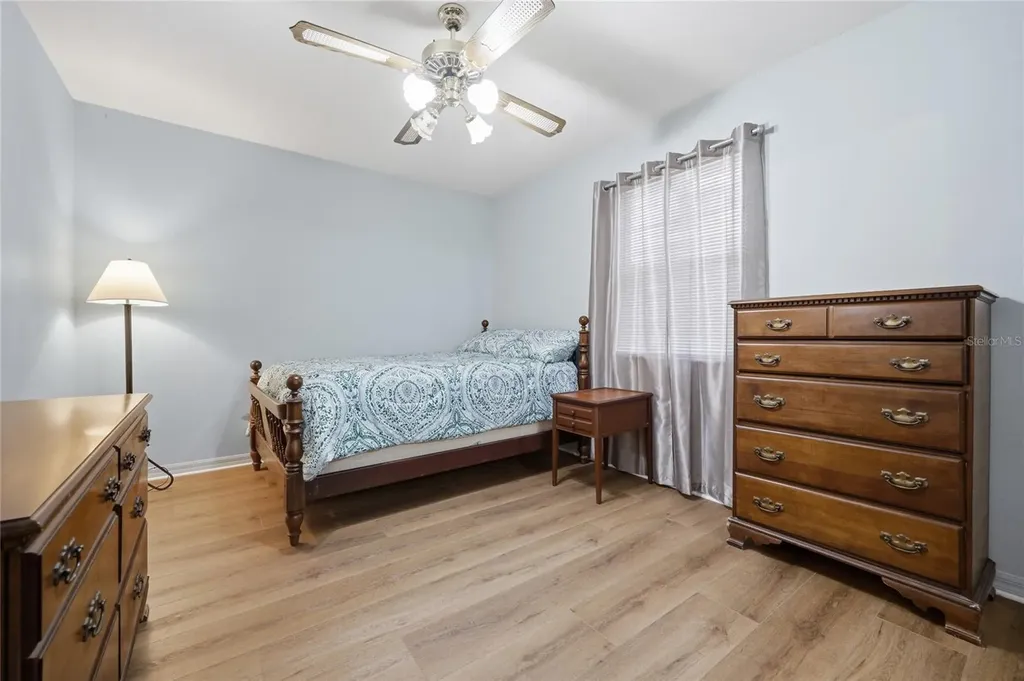 25249 SW 18th Avenue Newberry FL 32669