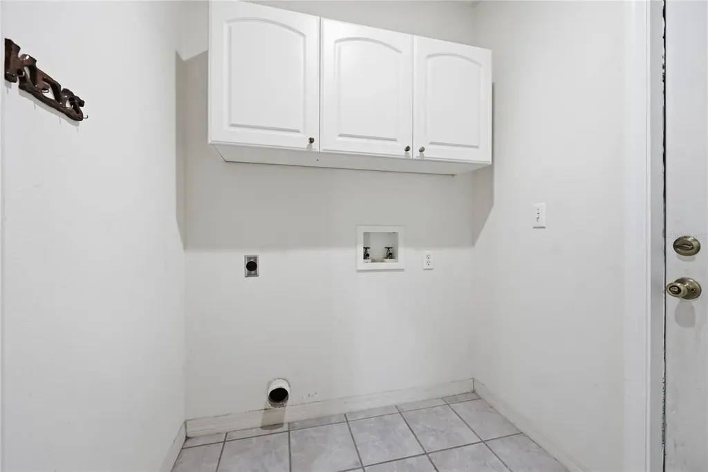 25249 SW 18th Avenue Newberry FL 32669