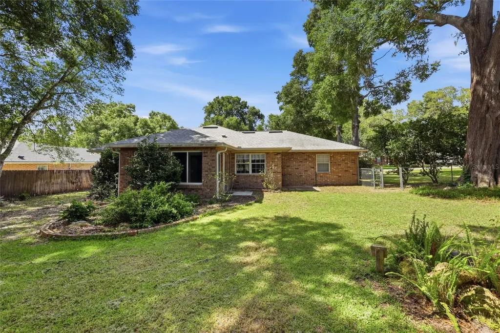 25249 SW 18th Avenue Newberry FL 32669