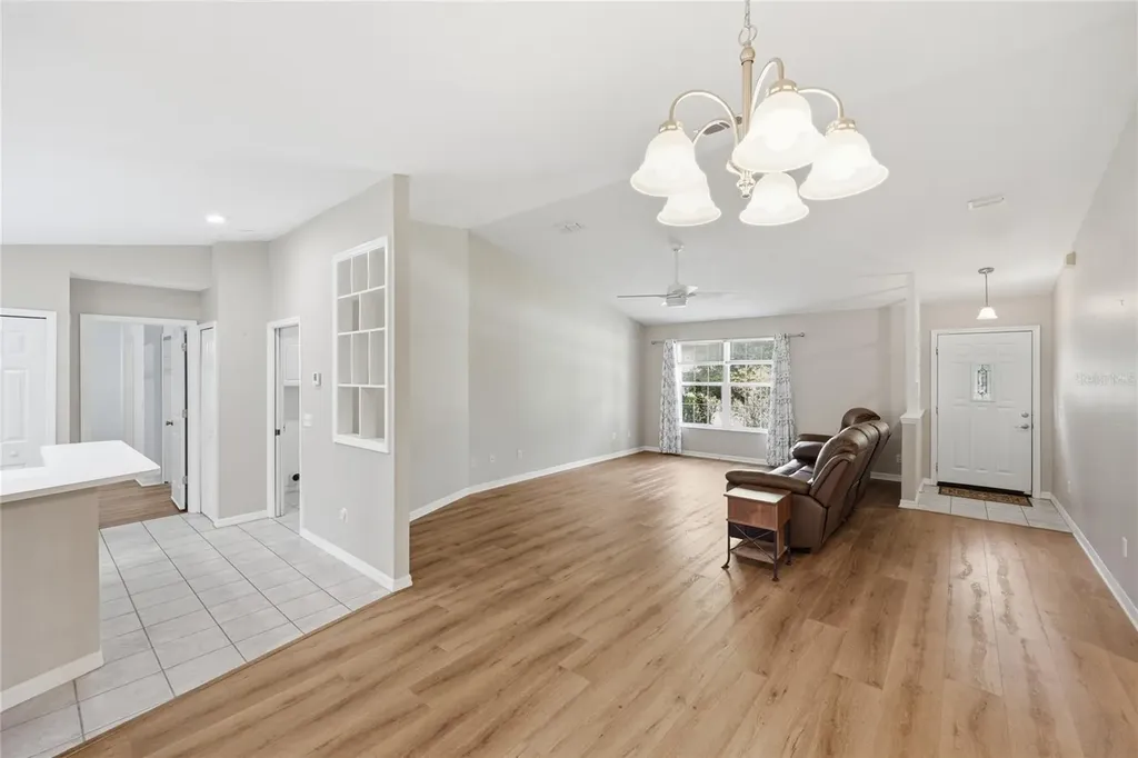 25249 SW 18th Avenue Newberry FL 32669