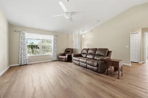 25249 SW 18th Avenue Newberry FL 32669