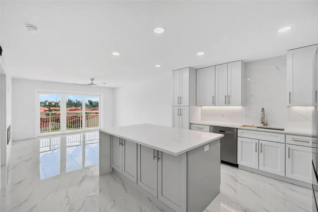 4900 Brittany Drive S St Petersburg FL 33715