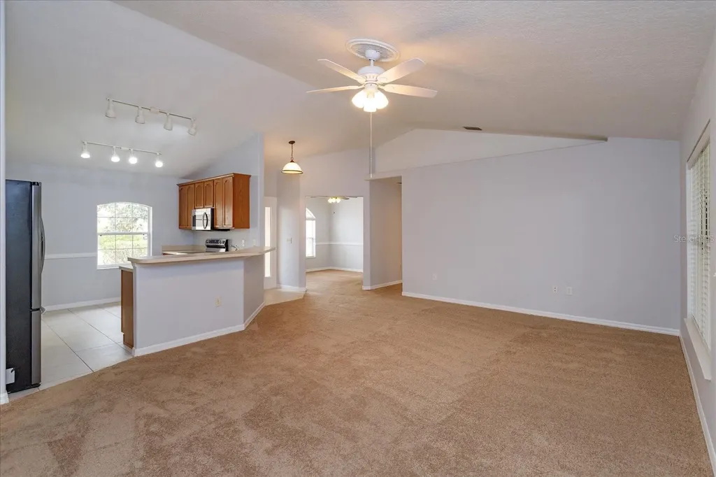 36634 Tropical Wind Lane Grand Island FL 32735