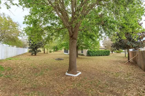 36634 Tropical Wind Lane Grand Island FL 32735
