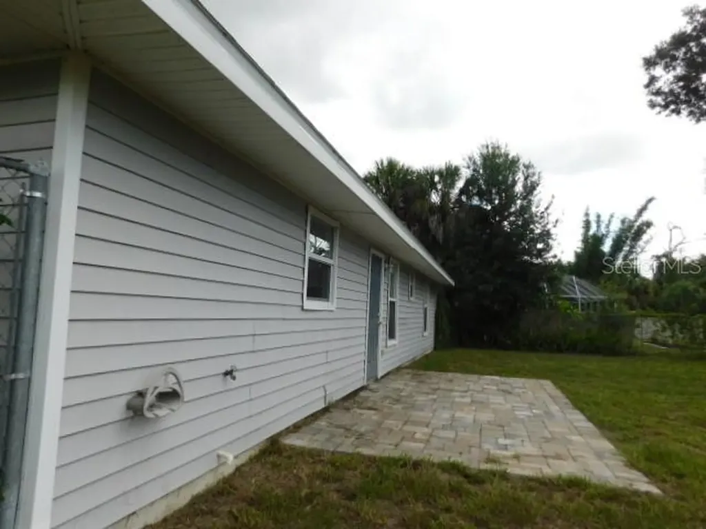 3782 Beeber Street North Port FL 34287