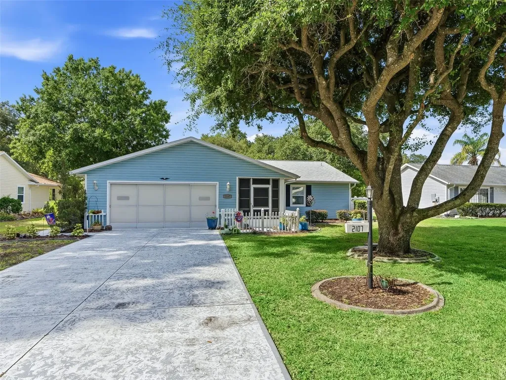 2107 Greenlaw Court Leesburg FL 34788
