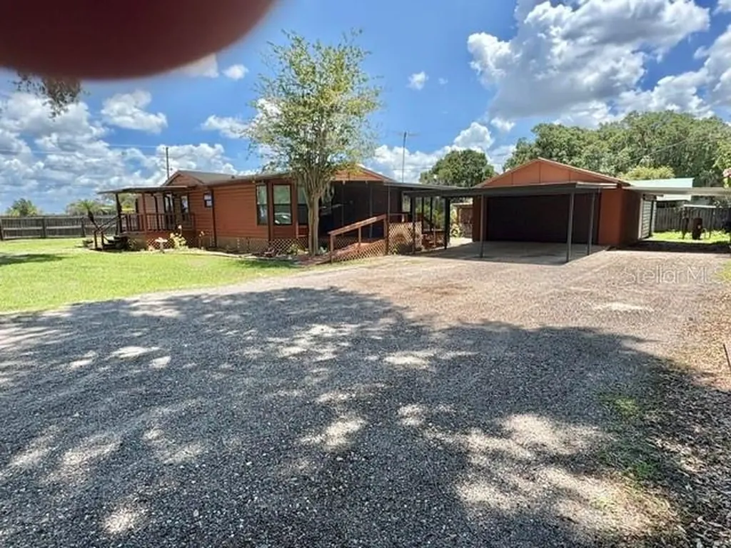 6202 Pinewood Village Circle W Lakeland FL 33811
