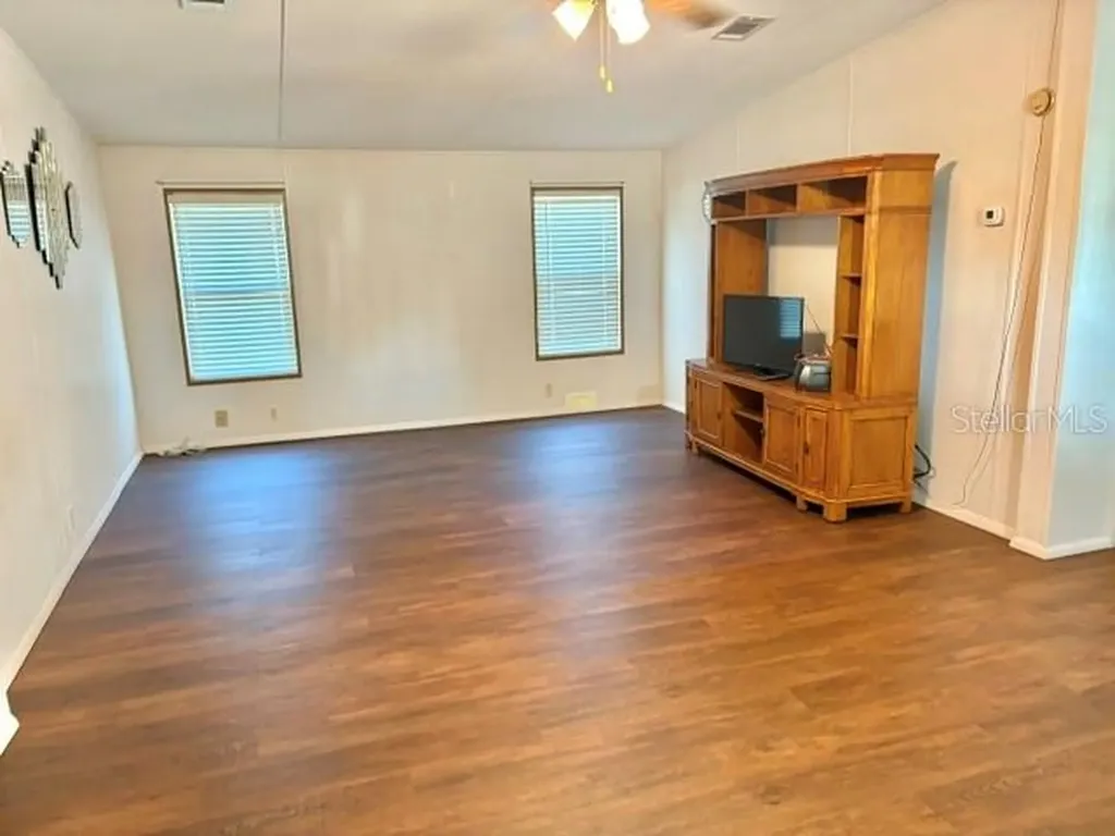 6202 Pinewood Village Circle W Lakeland FL 33811