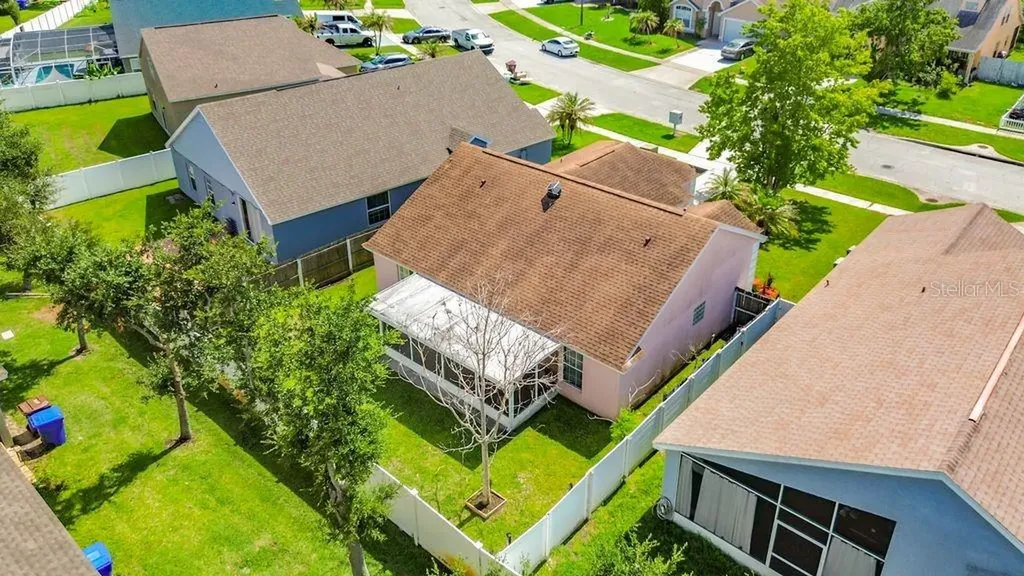 2079 Shannon Lakes Boulevard Kissimmee FL 34743