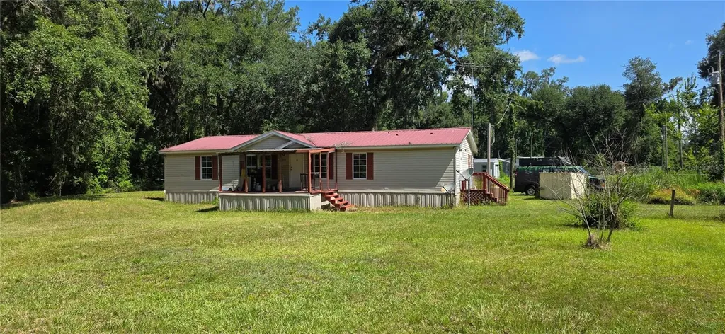 11736 Cr 675w Webster FL 33597