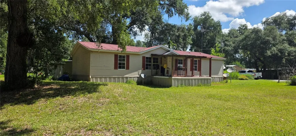 11736 Cr 675w Webster FL 33597