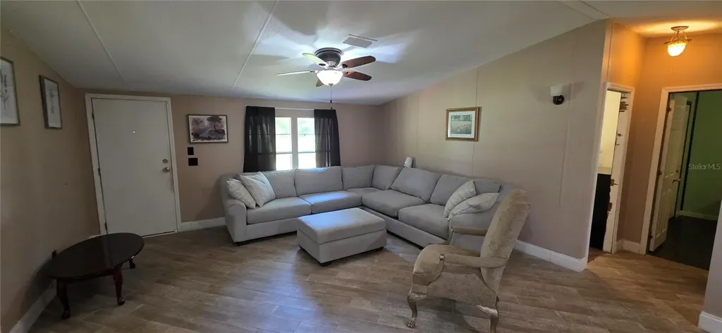 11736 Cr 675w Webster FL 33597