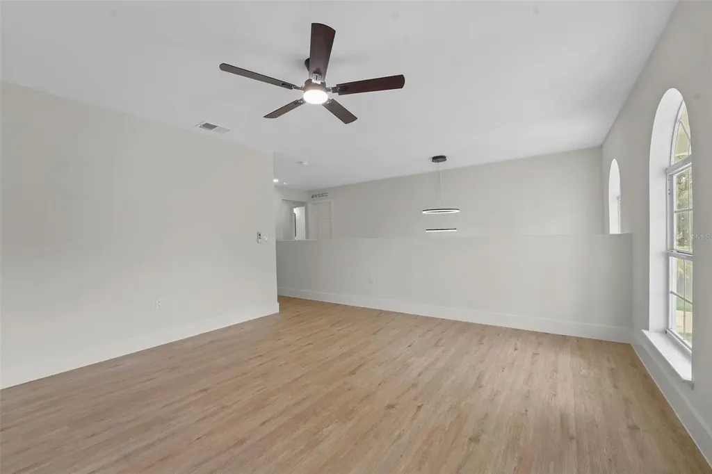 1502 Daybreak Drive Fruitland Park FL 34731