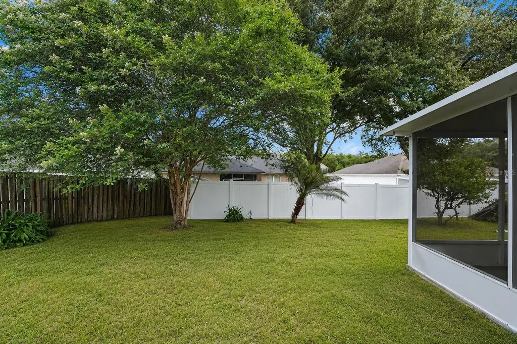 1502 Daybreak Drive Fruitland Park FL 34731