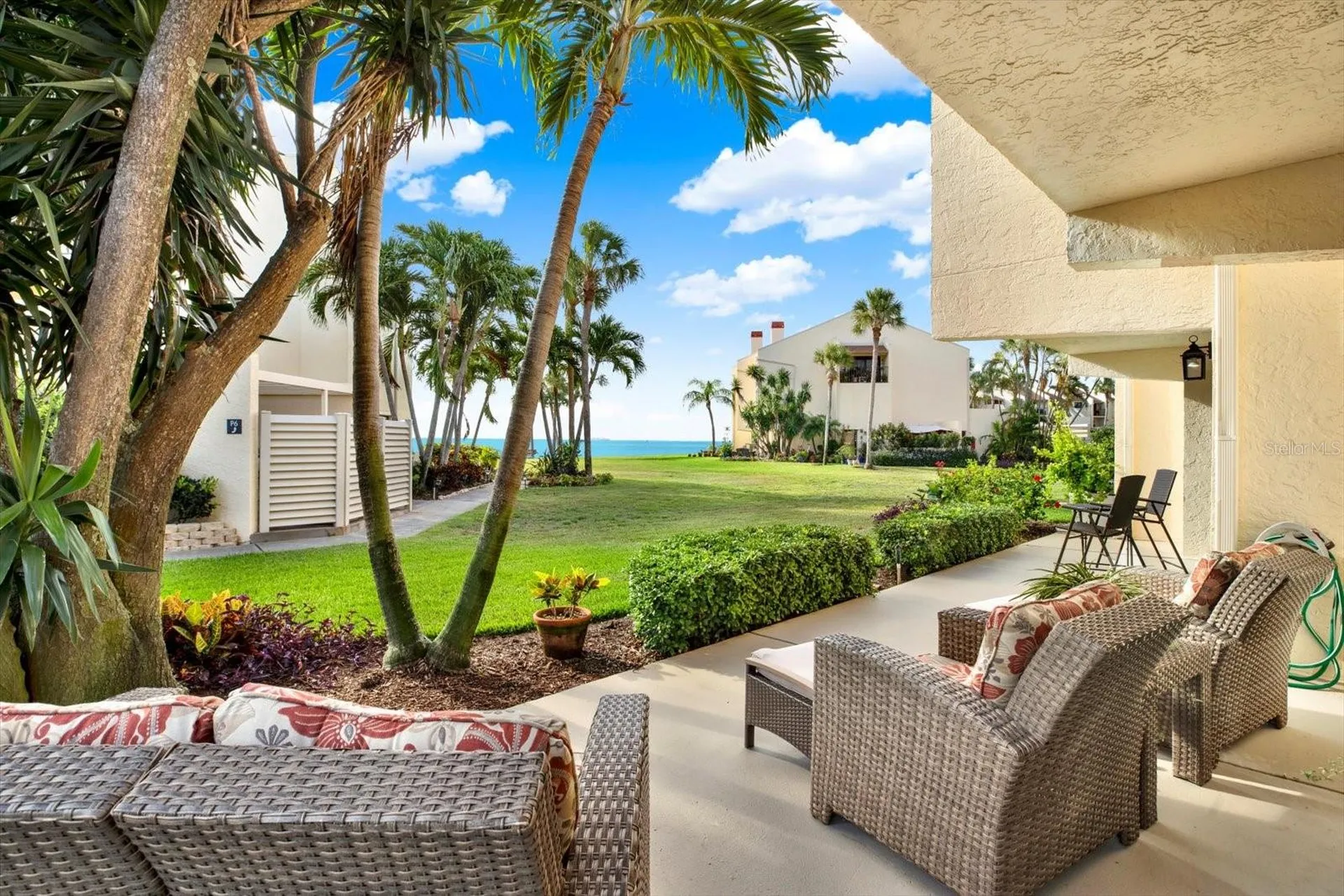 7530 Sunshine Skyway Lane S St Petersburg FL 33711