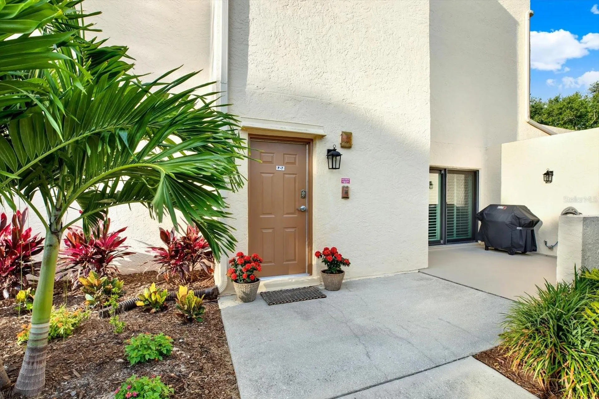 7530 Sunshine Skyway Lane S St Petersburg FL 33711