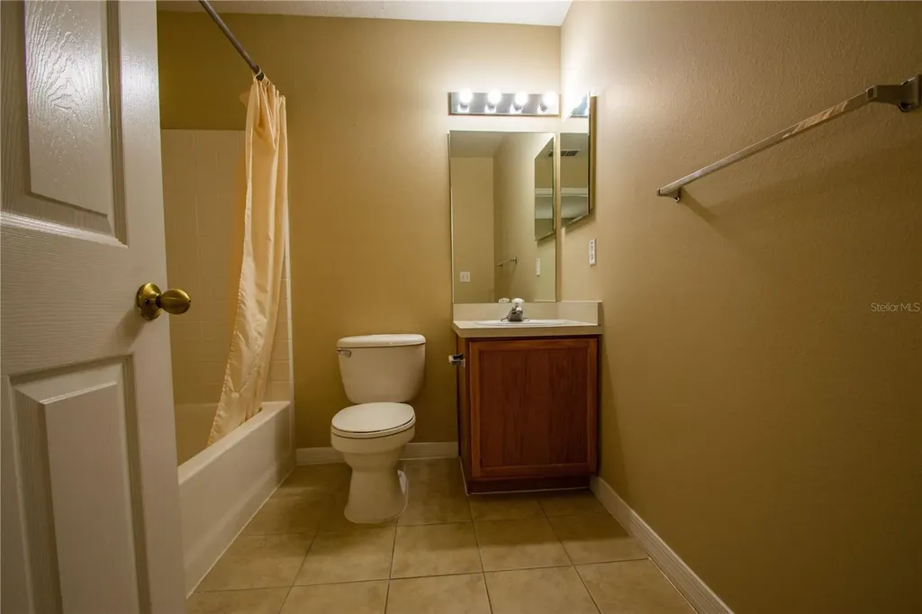 421 Lockbreeze Drive Davenport FL 33897
