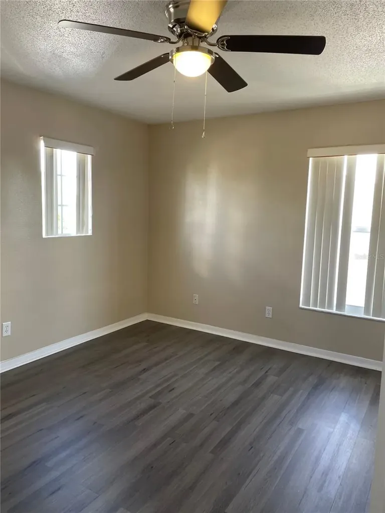 421 Lockbreeze Drive Davenport FL 33897